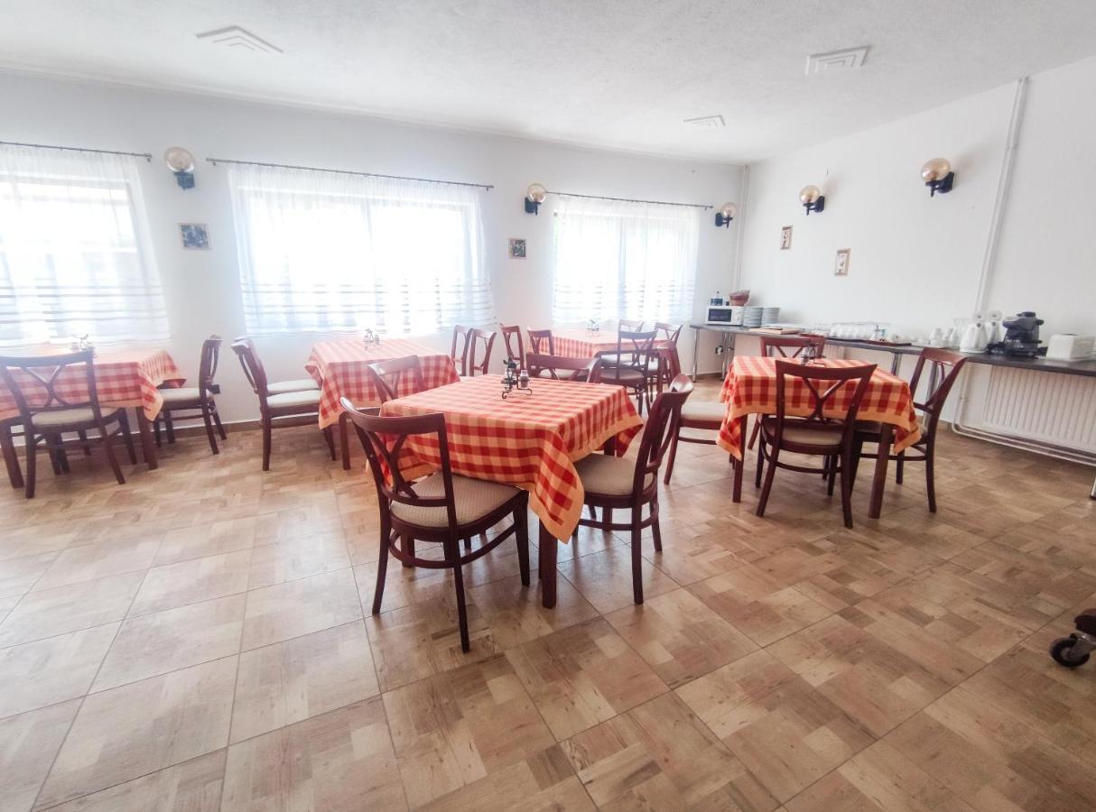 Viktoria Panzio Zamardi Hotel Luaran gambar
